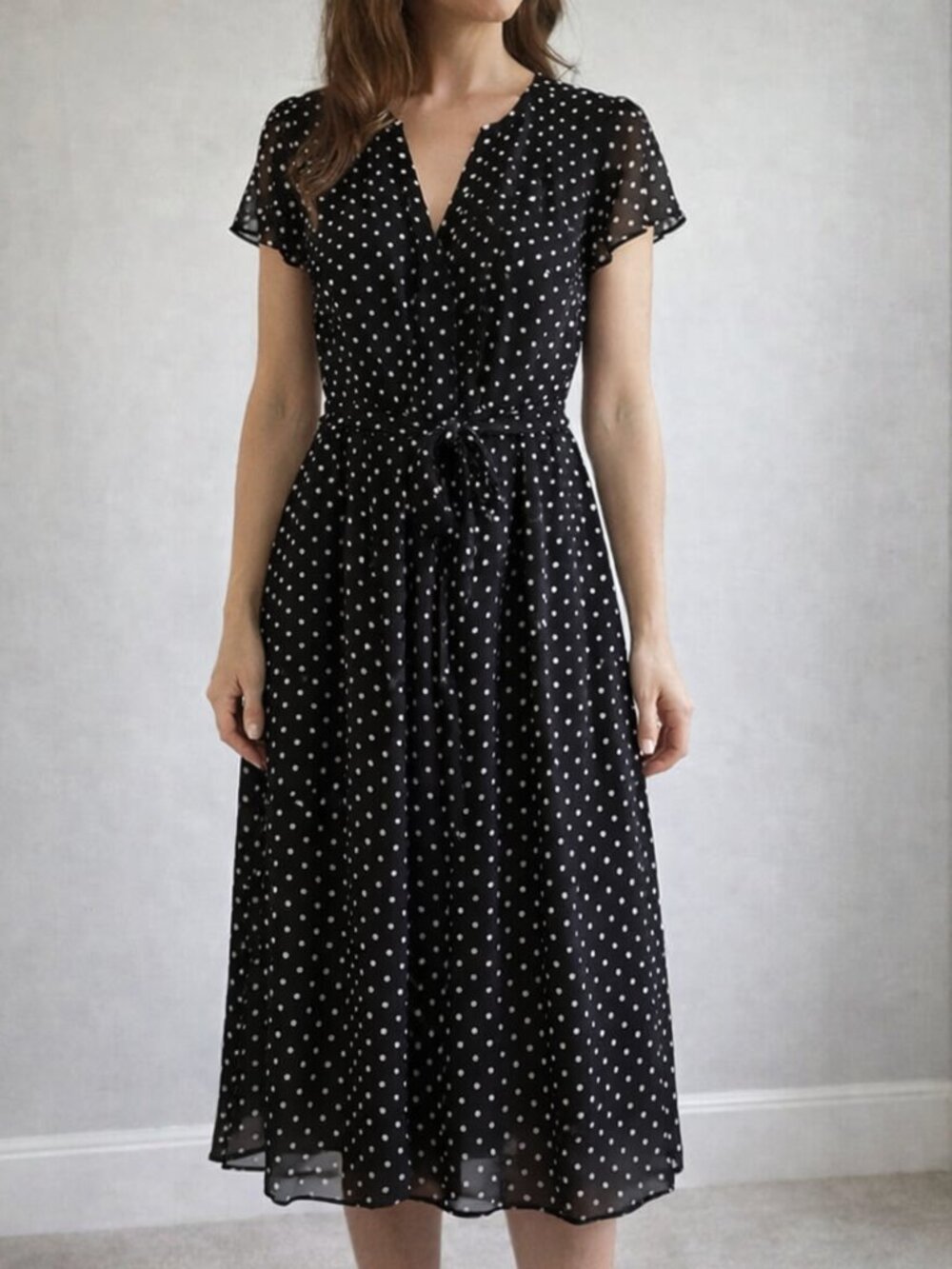 Black & White Polka Dot Midi Dress – Flattering & Chic!